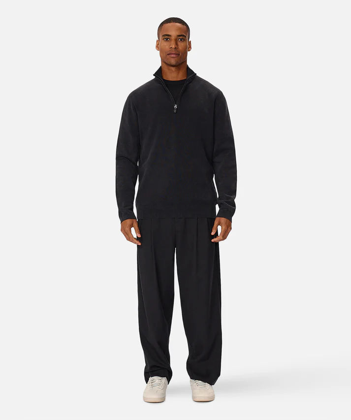 INDUSTRIE THE LAKEWOOD ZIP NECK KNIT WASHED BLACK