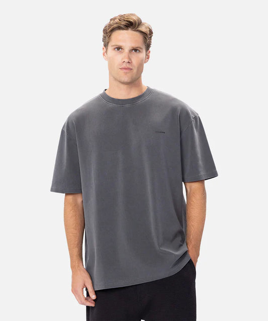 INDUSTRIE THE NEWPORT TEE ONYX