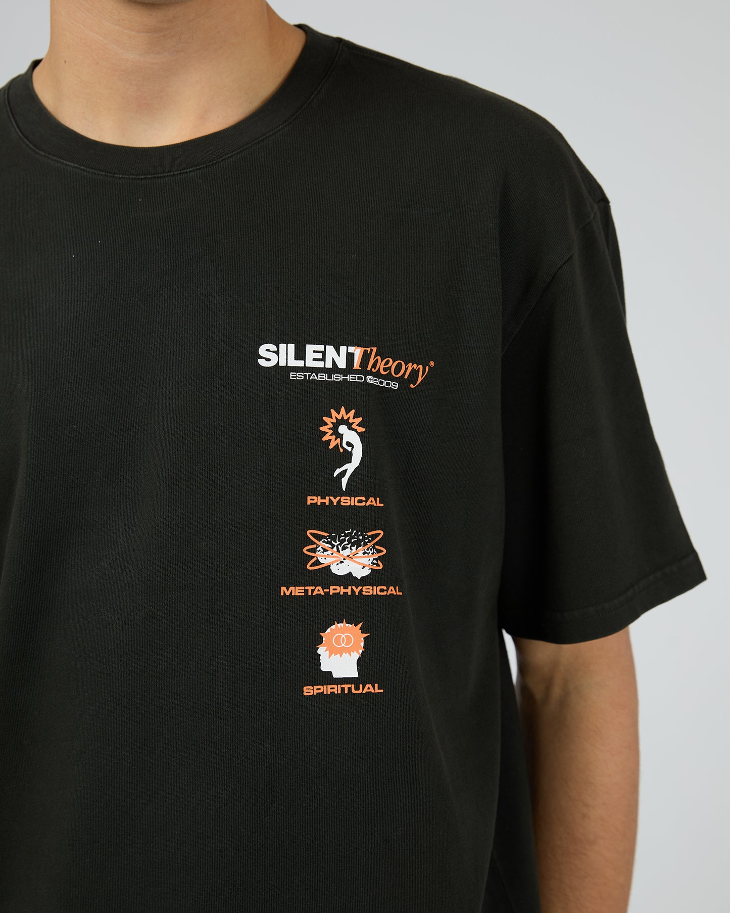 SILENT THEORY SPIRAL TEE WASHED BLACK