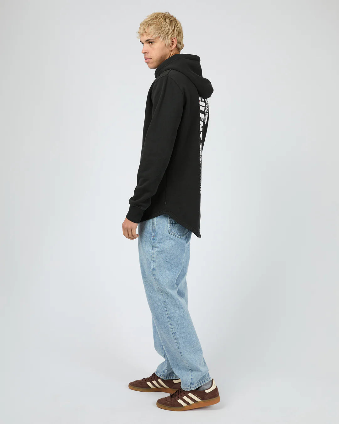 Silent Theory League Scoop Hoodie | Black