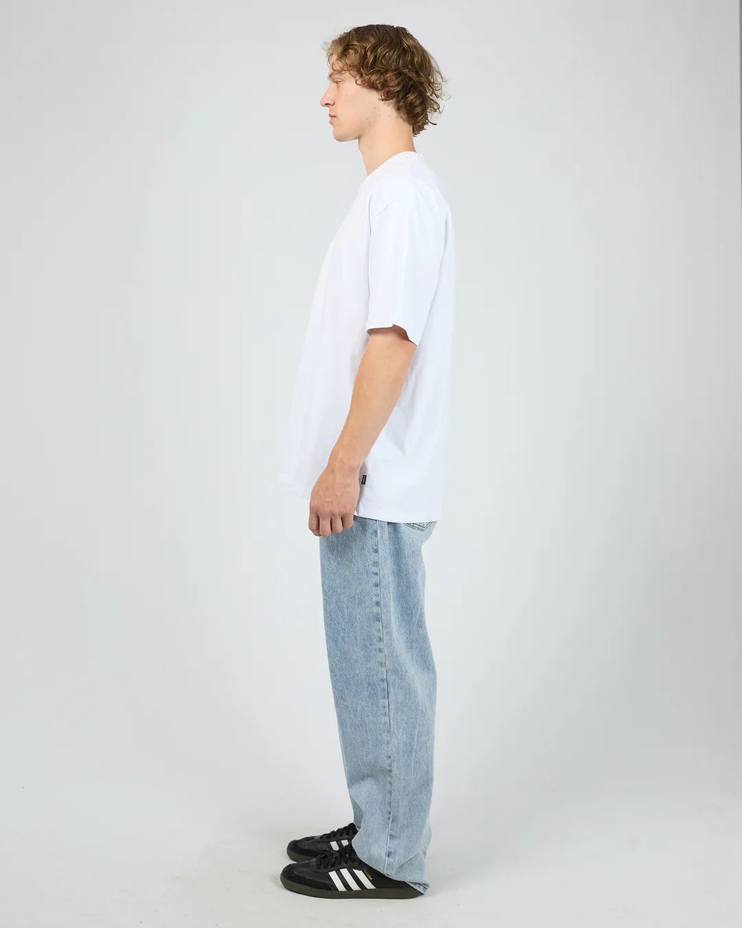 Silent Theory Essential Fit Tee | White