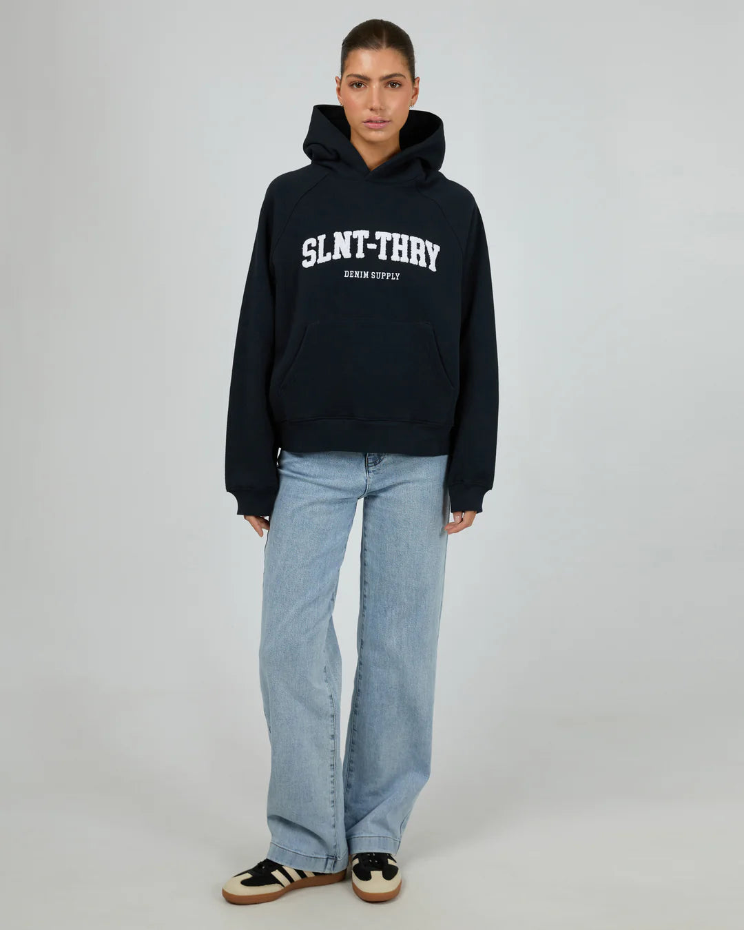 SILENT THEORY FOCUS HOODIE NAVY