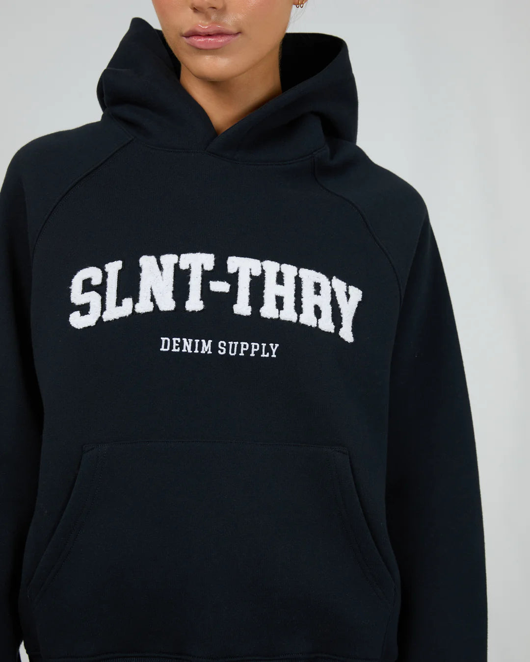 SILENT THEORY FOCUS HOODIE NAVY