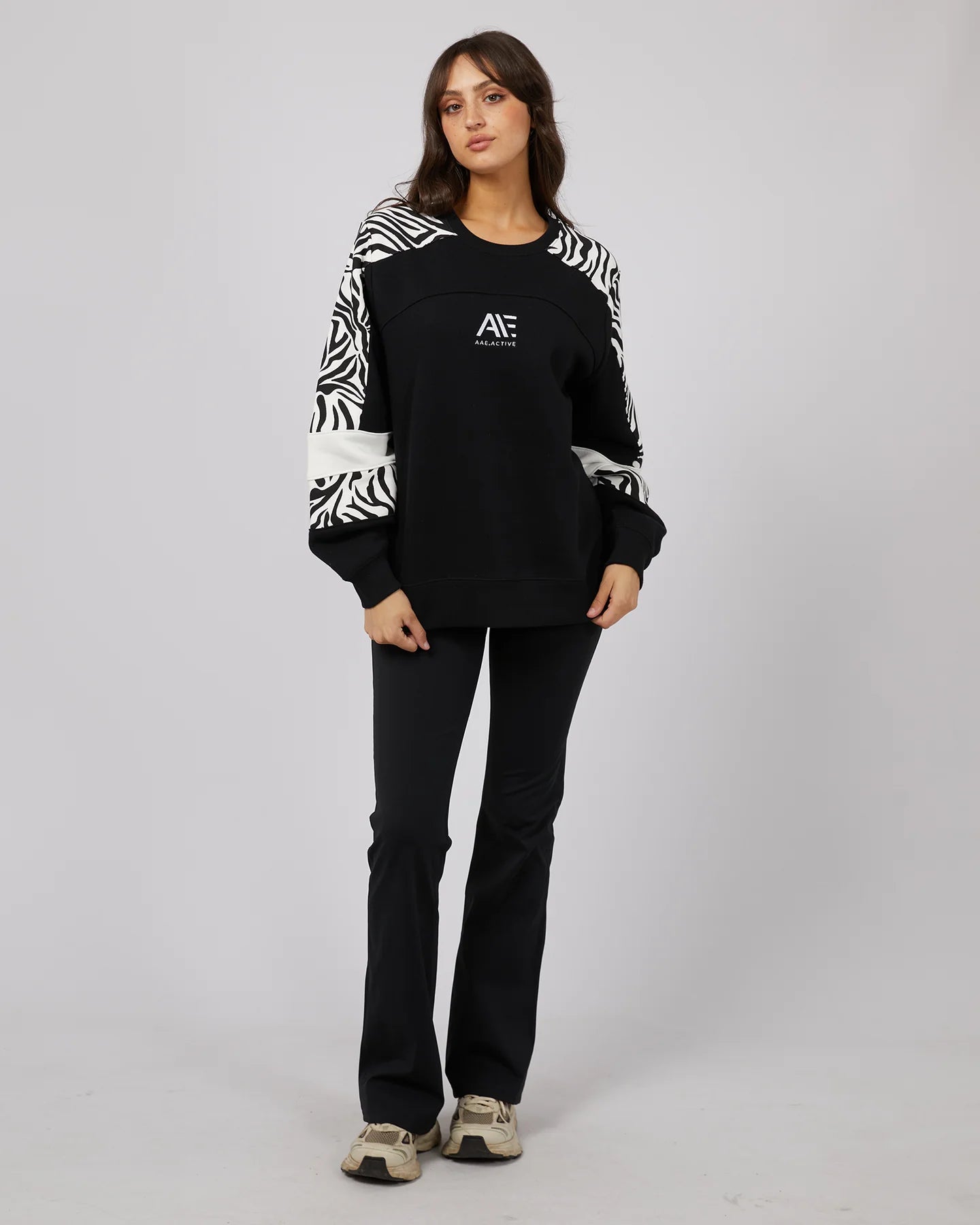 ALL ABOUT EVE PARKER PANELLED CREW BLACK