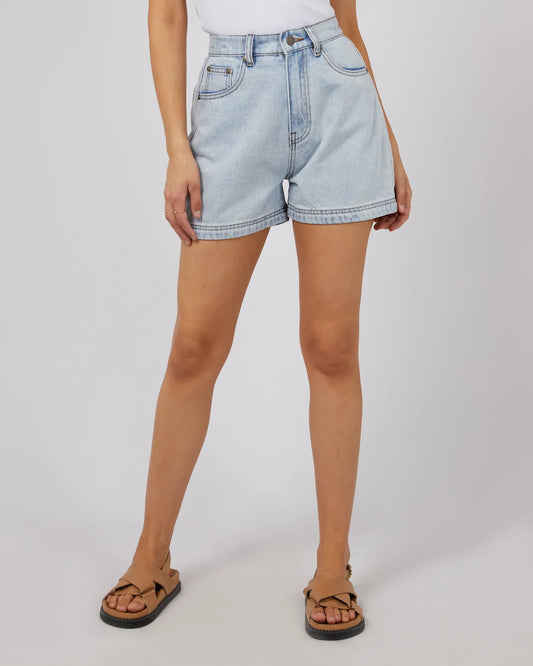 ALL ABOUT EVE JOSIE SHORT BLEACH