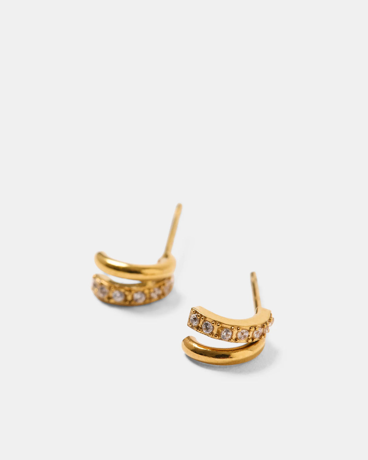 Milla Hart Aya Huggie Earrings | Gold