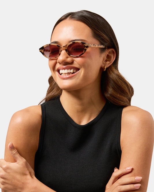 Milla Hart Alva Sunglasses | Tort