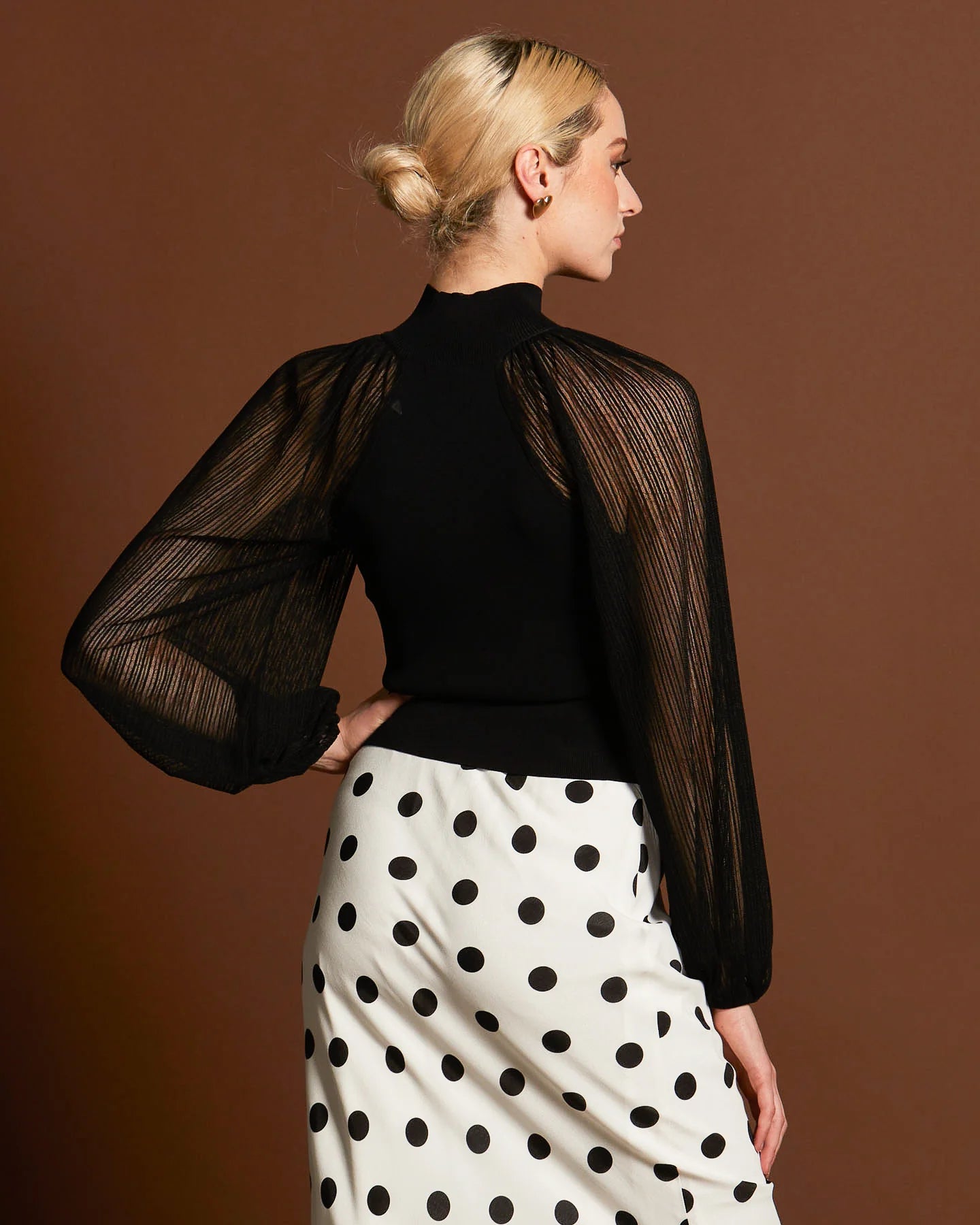 FATE+BECKER SNOWFLAKE SHEER SLEEVE KNIT TOP BLACK
