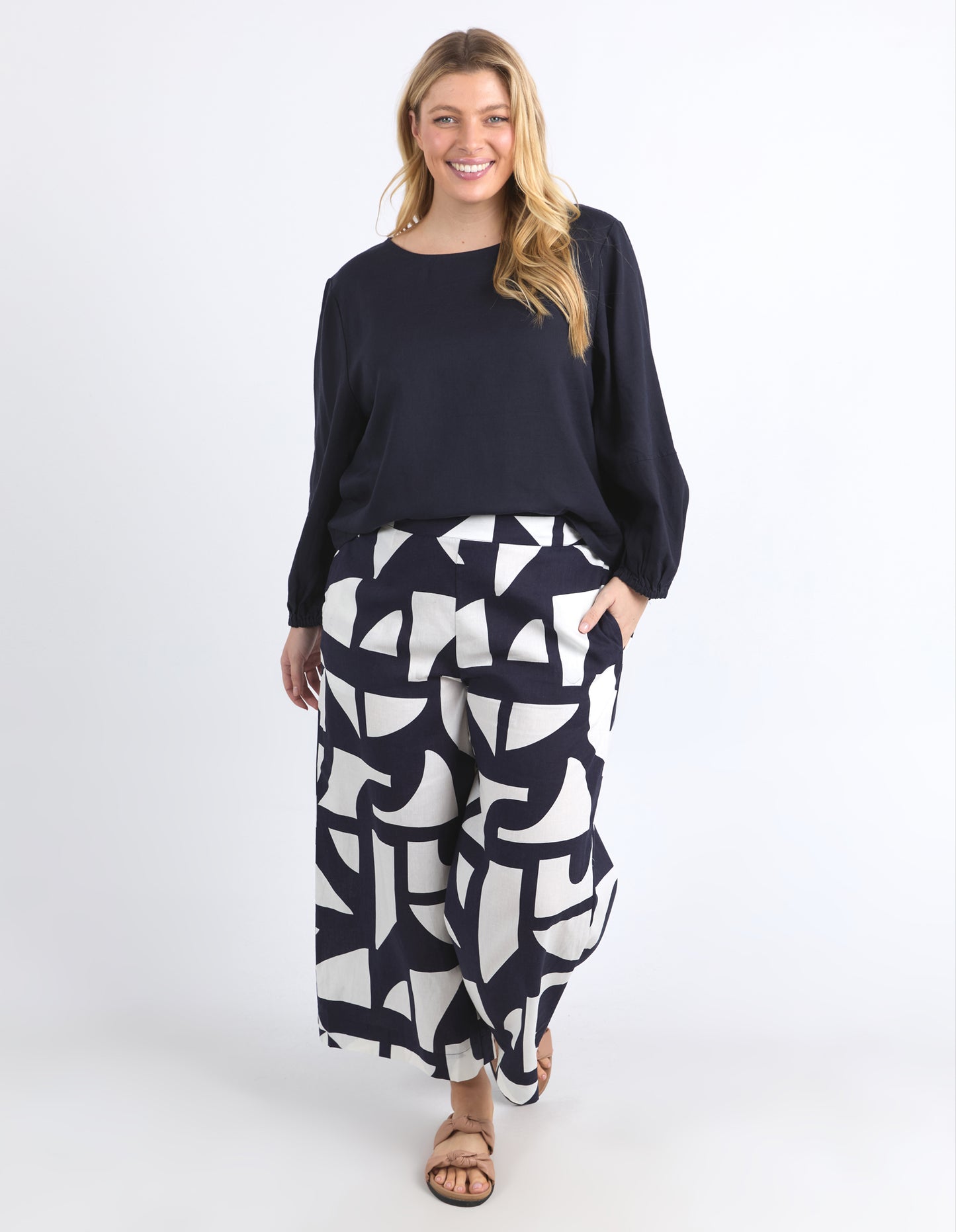 ELM ROSA TOP MIDNIGHT
