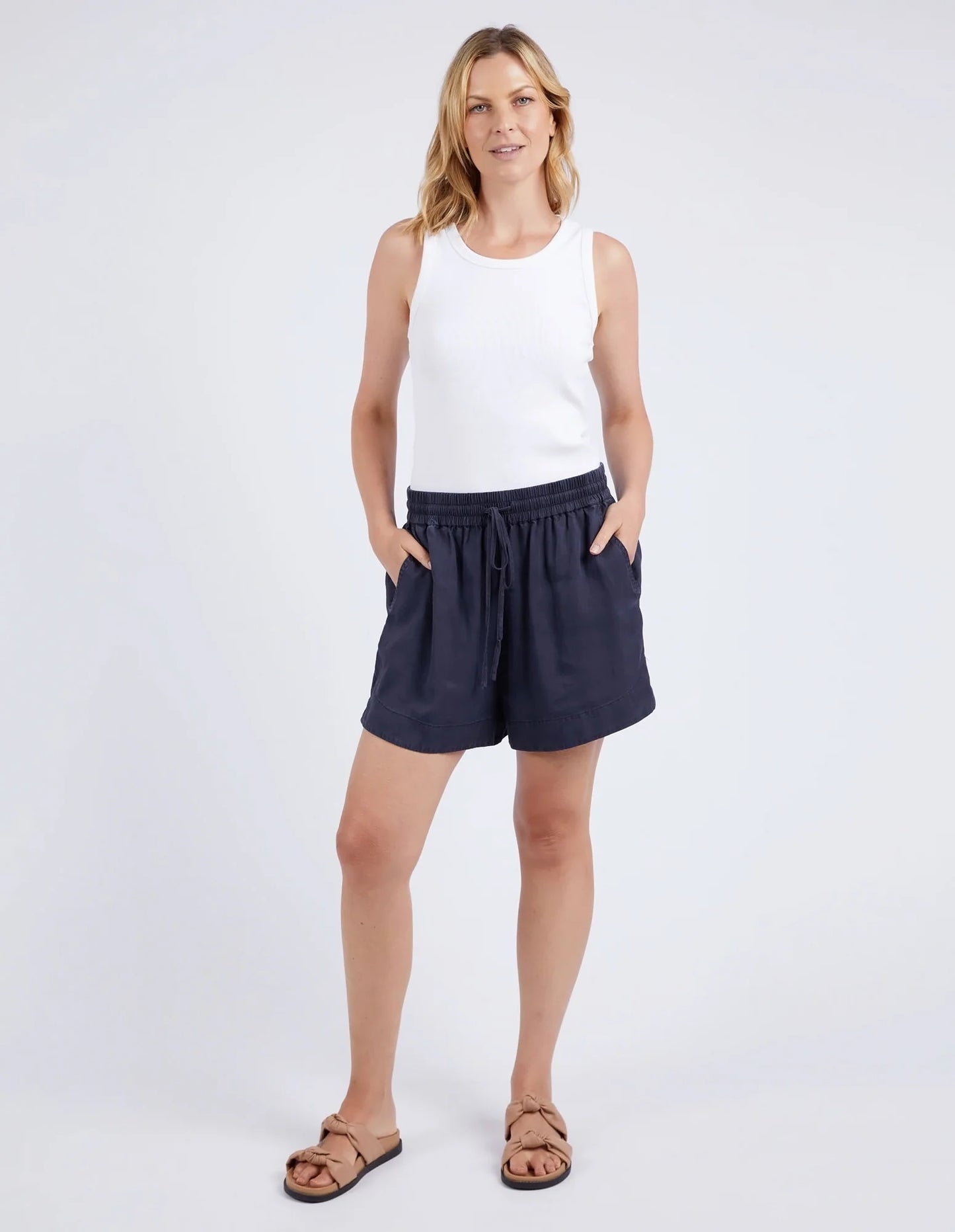 ELM BLISS WASHED SHORT NAVY