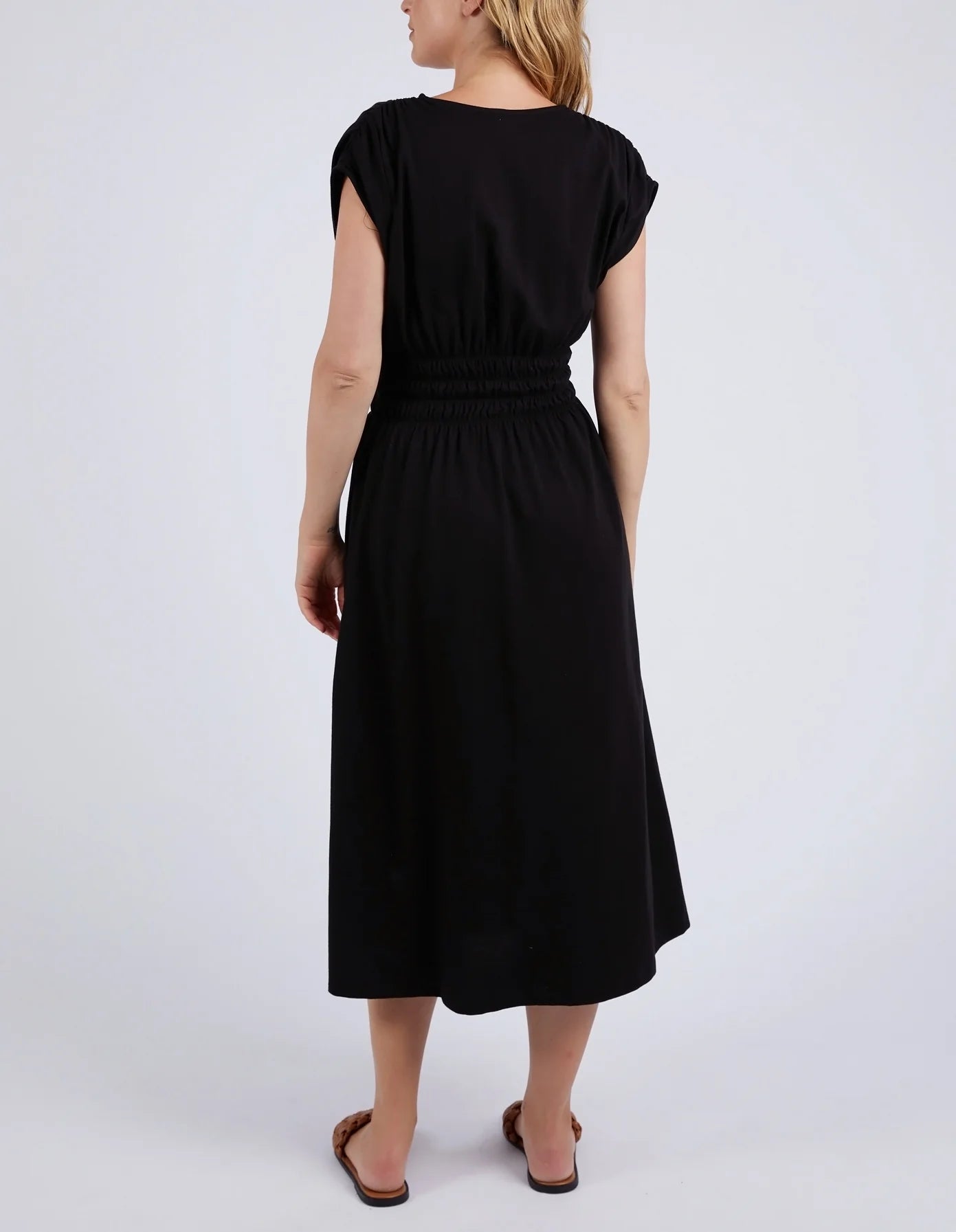 ELM NELLE MIDI DRESS BLACK