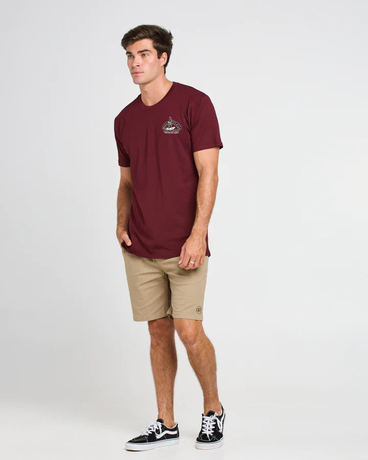 THE MAD HUEYS SHARK SHOEY SHORT SLEEVE TEE BLOODSTONE