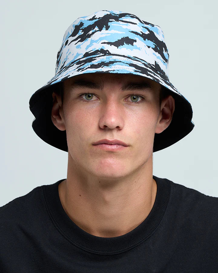 THE MAD HUEYS FKRS AHOY REVERSIBLE BUCKET HAT BLACK