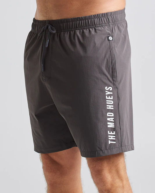THE MAD HUEYS PISS FIT PERFORMANCE SHORT 18" CHARCOAL