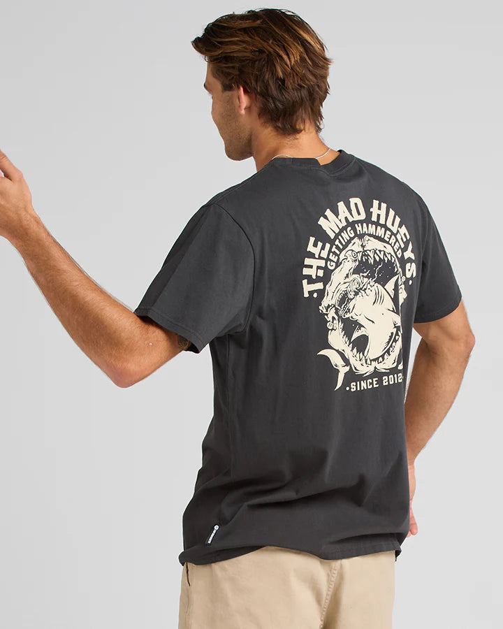 THE MAD HUEYS GETTING HAMMERED SS TEE VINTAGE BLACK