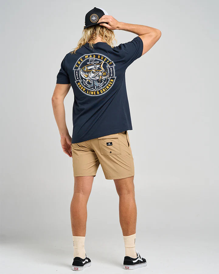THE MAD HUEYS HOOKED CUDA SS TEE NAVY
