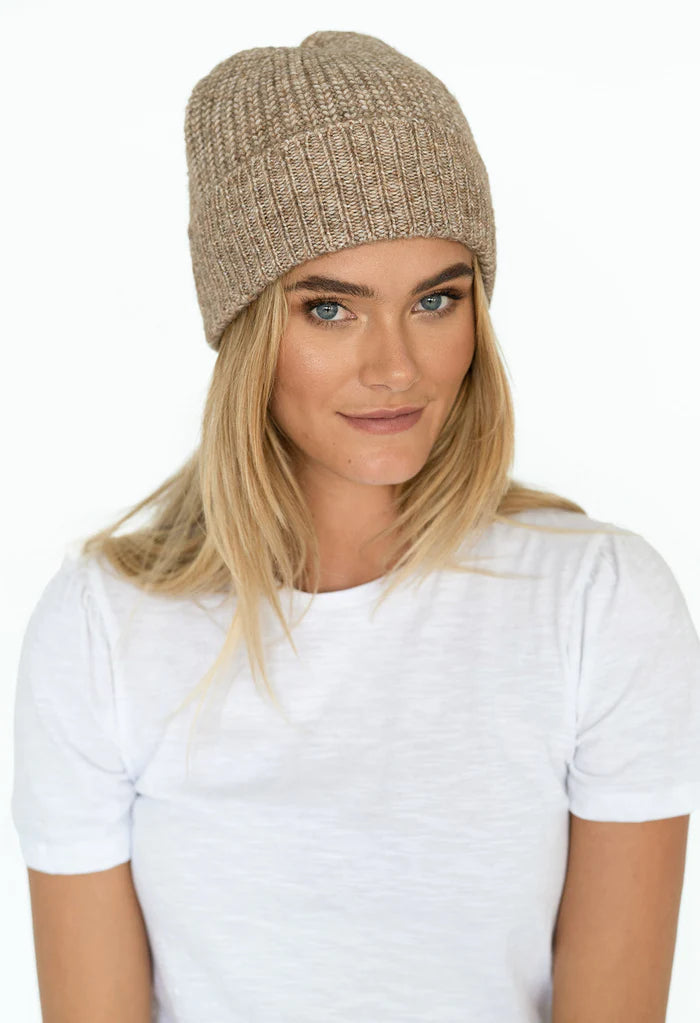 HUMIDITY ODETTE BEANIE WALNUT