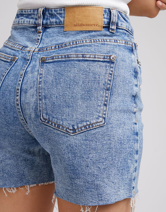 ALL ABOUT EVE BOBBY CUT OFF SHORT LIGHT BLUE
