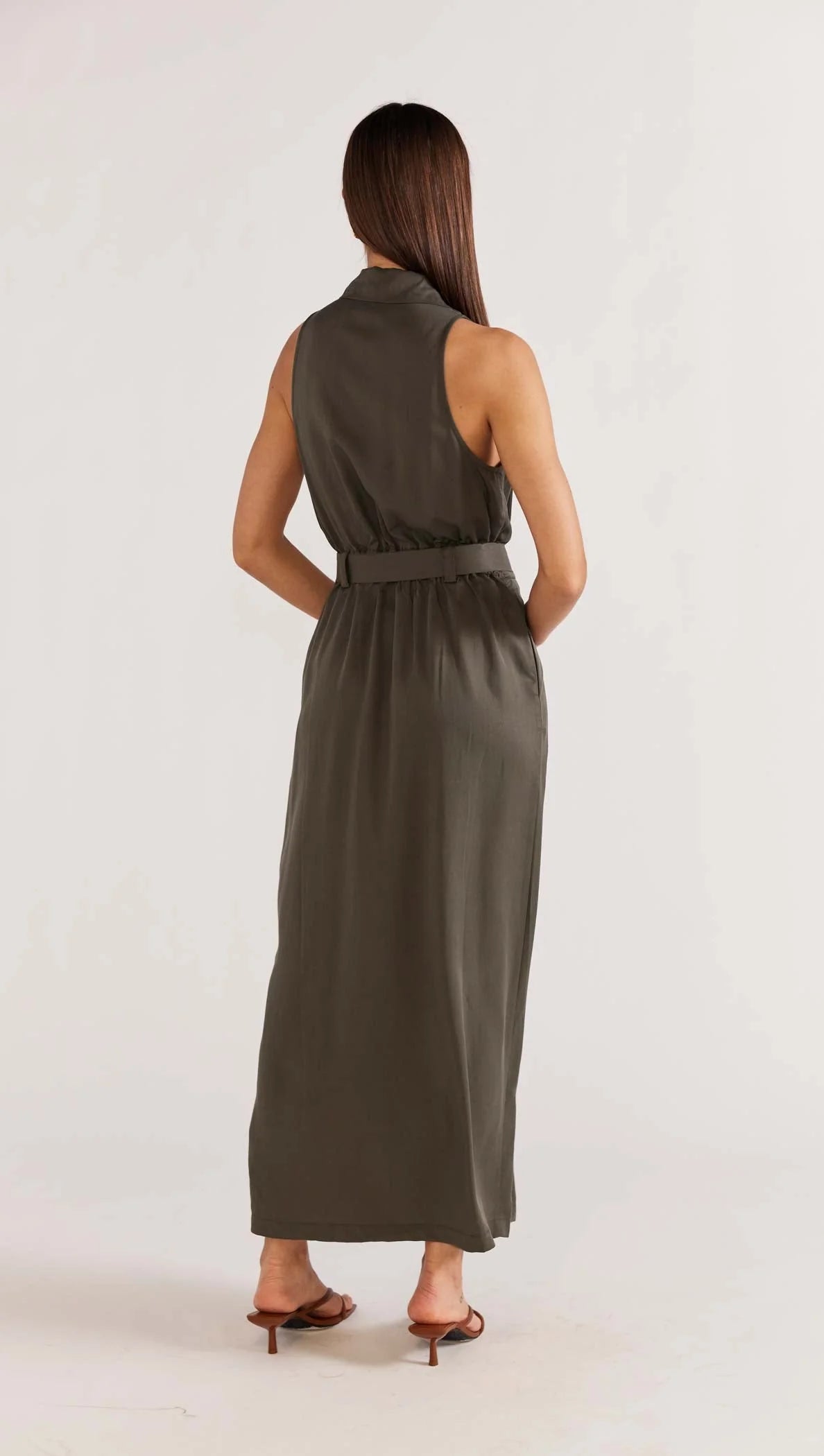 STAPLE THE LABEL KENDI MIDI DRESS KHAKI