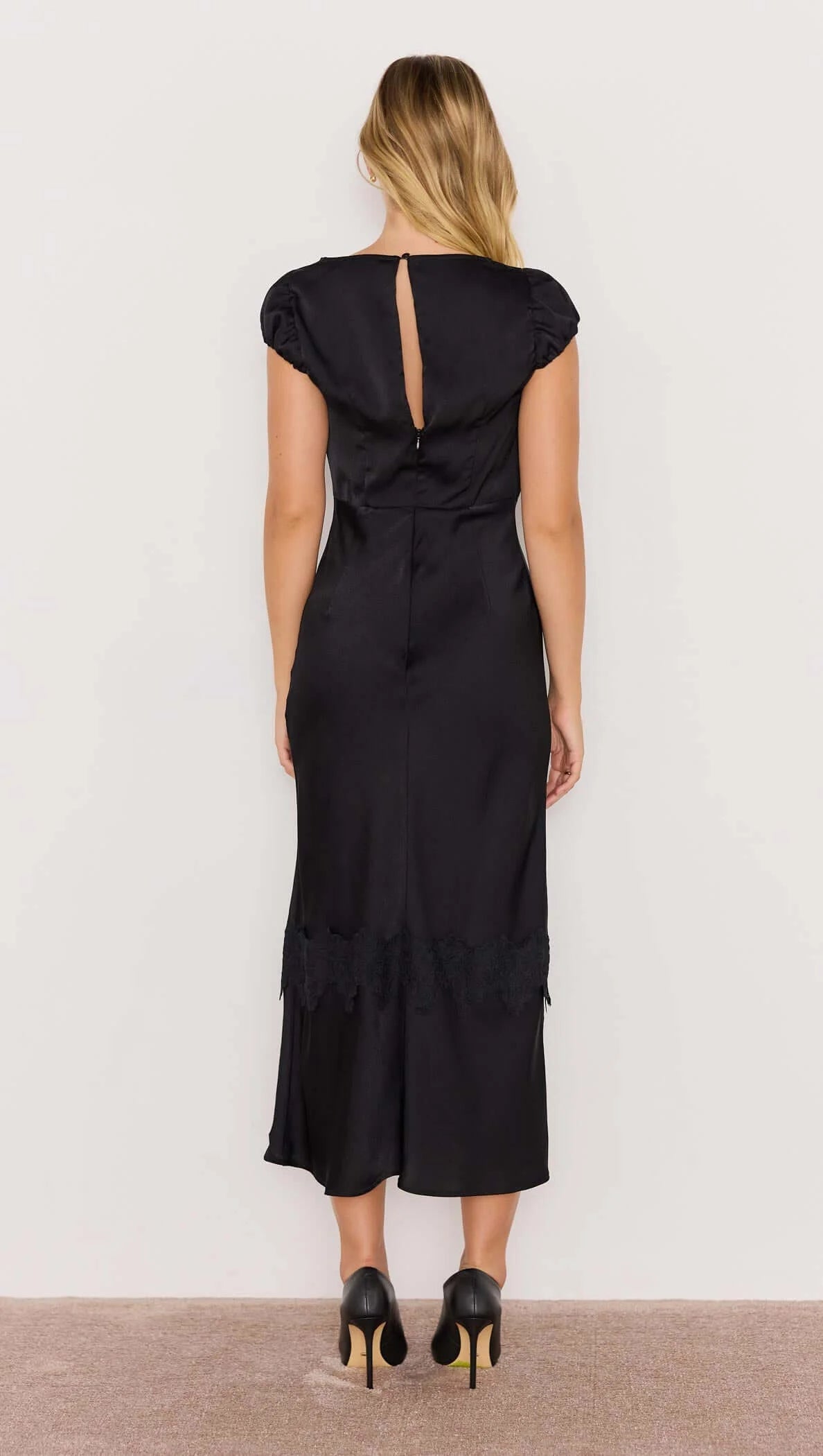 MINK PINK MOMENTO BIAS MIDI DRESS BLACK
