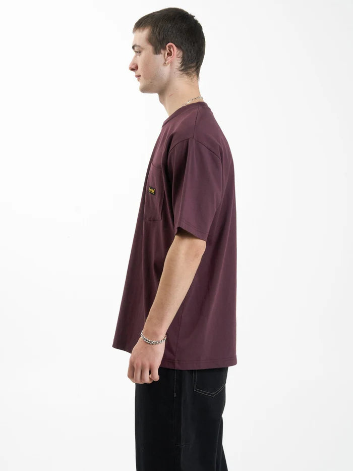 THRILLS UNION OVERSIZE FIT POCKET TEE WINE