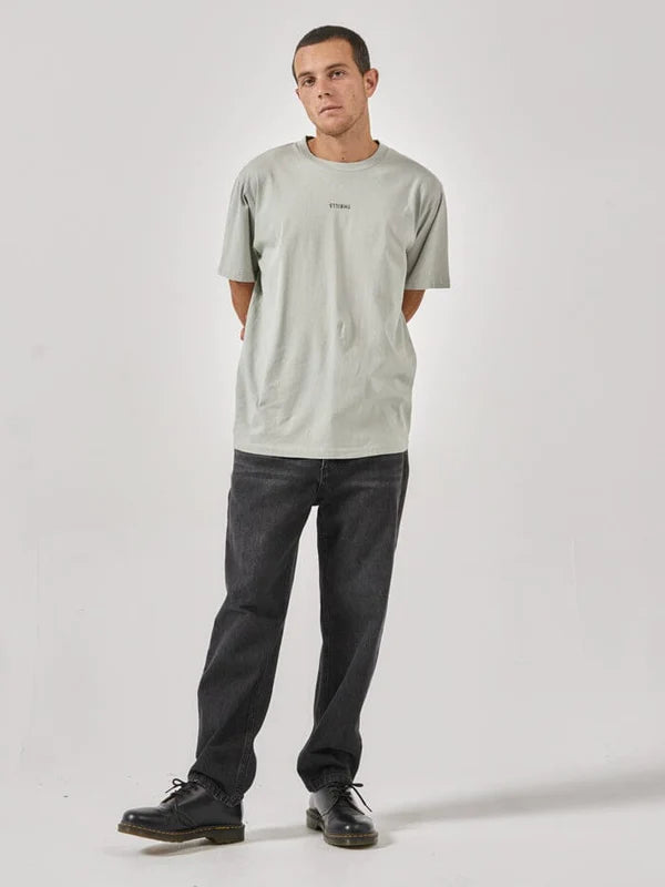 THRILLS MINIMAL THRILLS MERCH FIT TEE SAGE GREY