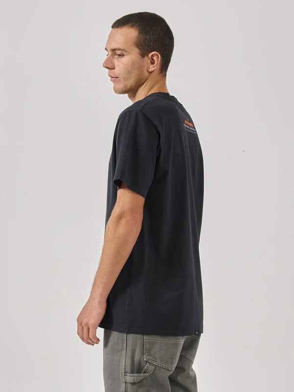 THRILLS ROYAL HABITS MERCH FIT TEE TWILIGHT BLACK