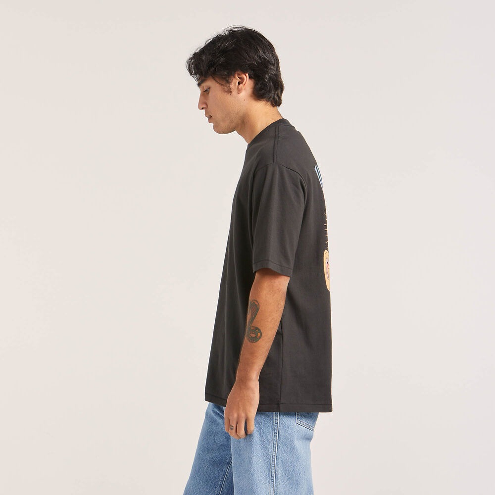 WRANGLER TRANSCENDING SLACKER TEE WORN BLACK