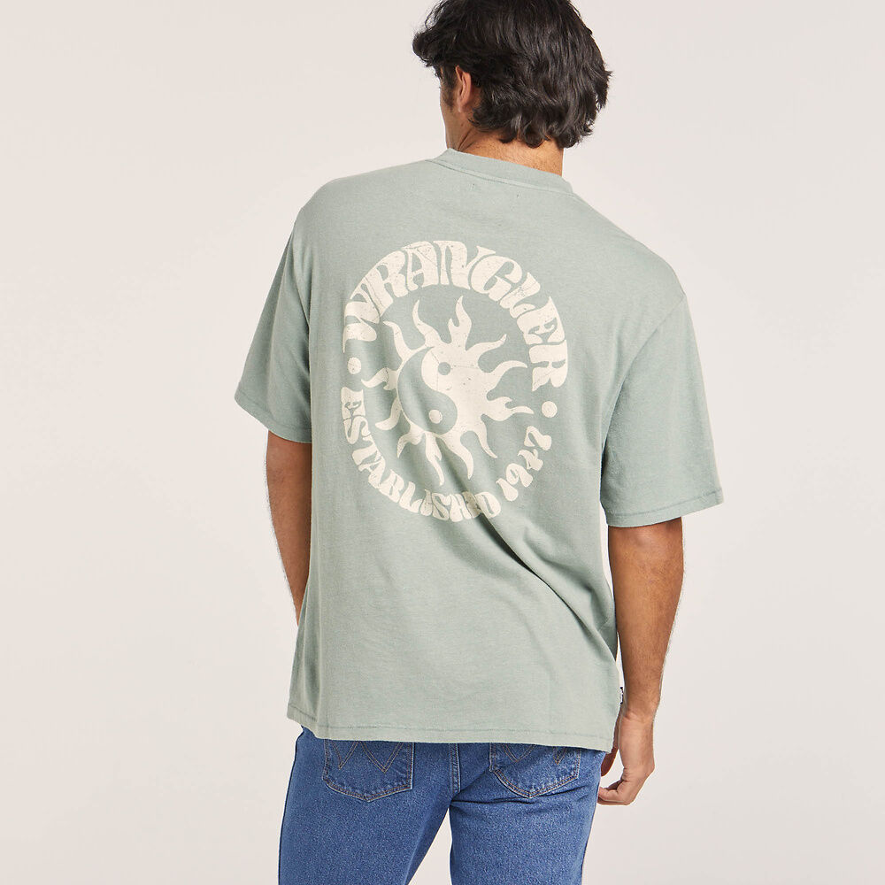 WRANGLER SUN YIN SLACKER TEE WASHED JADE
