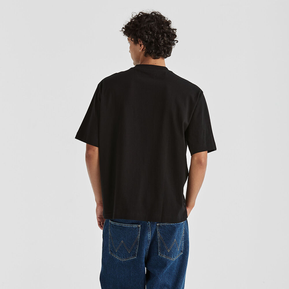 WRANGLER SUNFLIP BOXCAR TEE BLACK
