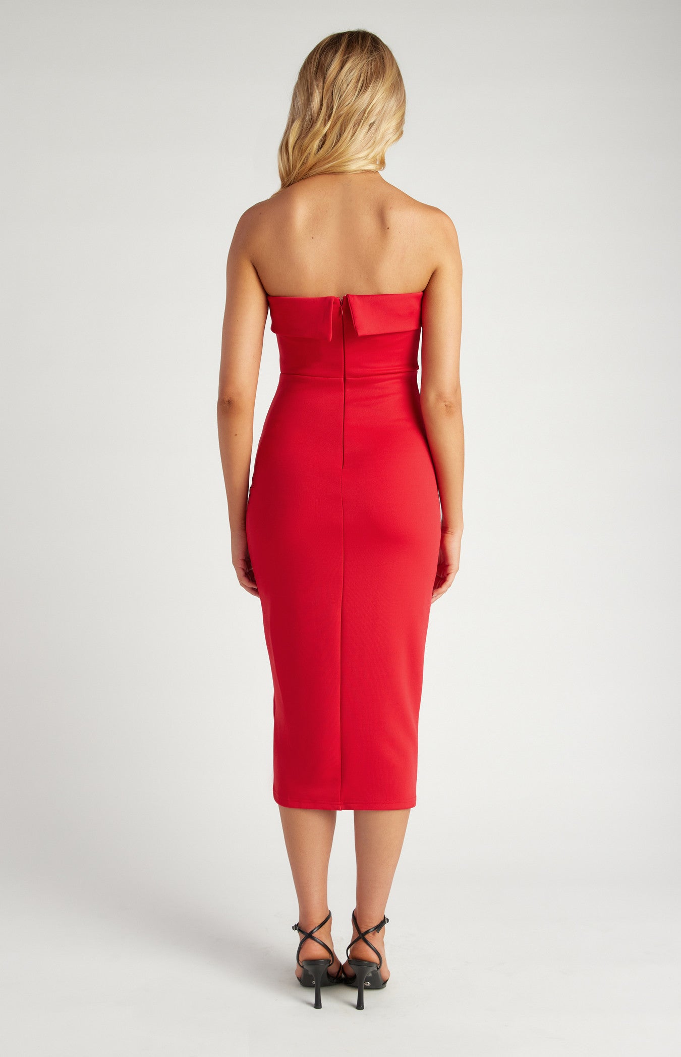STYLE STATE STRAPLESS MIDI DRESS WITH PLEATED DETAIL RED
