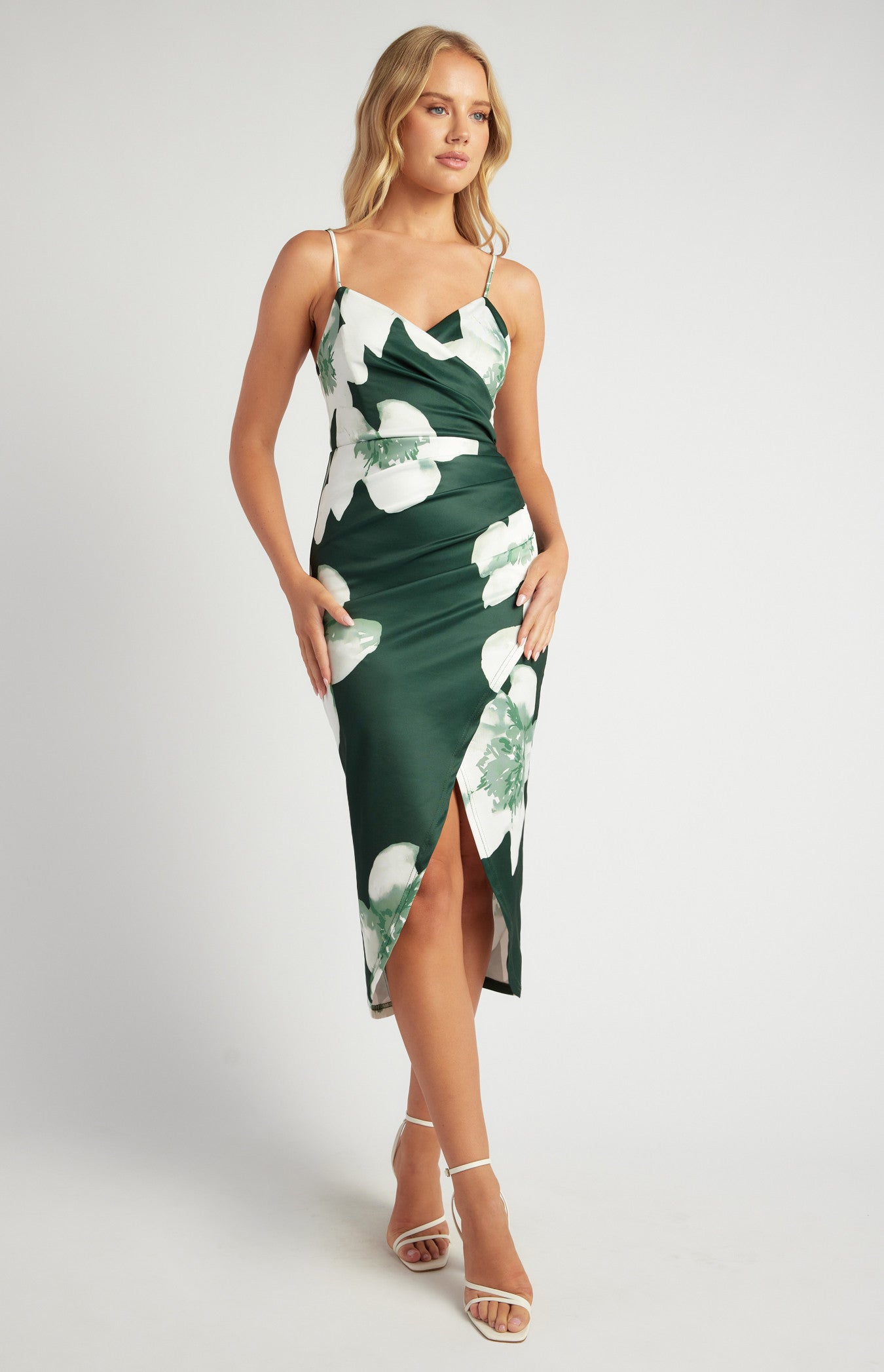 STYLE STATE LARGE SCALE FLORAL PLEATED SIDE DETAIL MIDI DRESS EMERALD