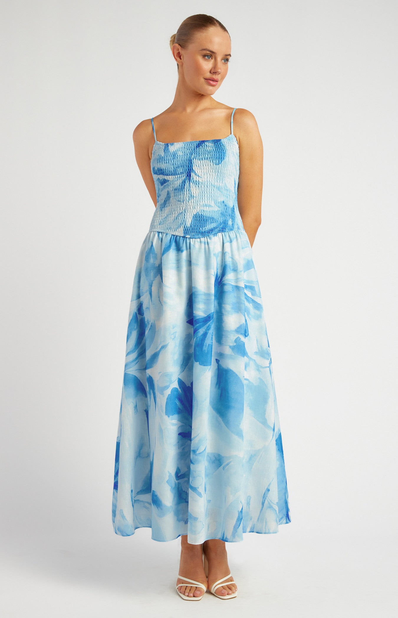Style State Floral Faux Linen Shirred Bodice V Waist Midi Dress Blue Style State Floral Faux Linen Shirred Bodice V Waist Midi Dress Blue