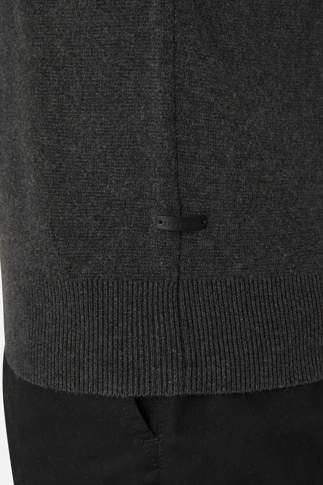 INDUSTRIE LAKEWOOD ZIP NECK CHARCOAL