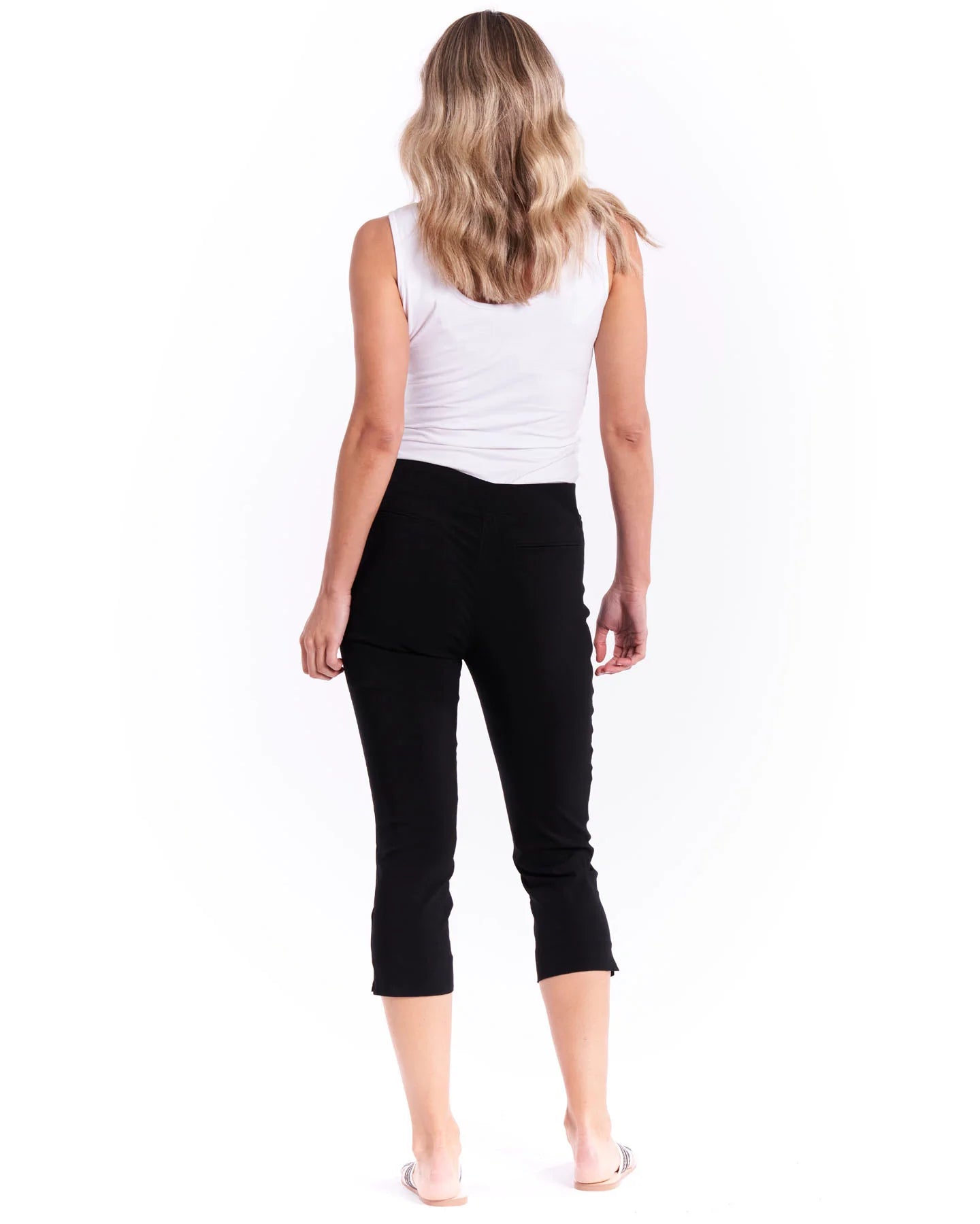 BETTY BASICS CROP BENGALINE PANT BLACK