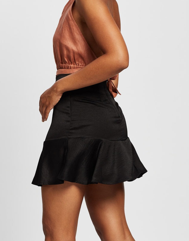 ALL ABOUT EVE NATALIE FLIPPY SKIRT BLACK