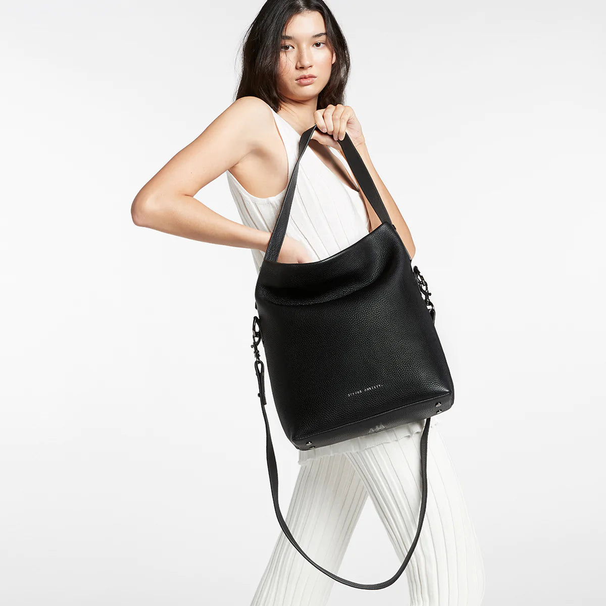 STATUS ANXIETY READY AND WILLING BAG BLACK
