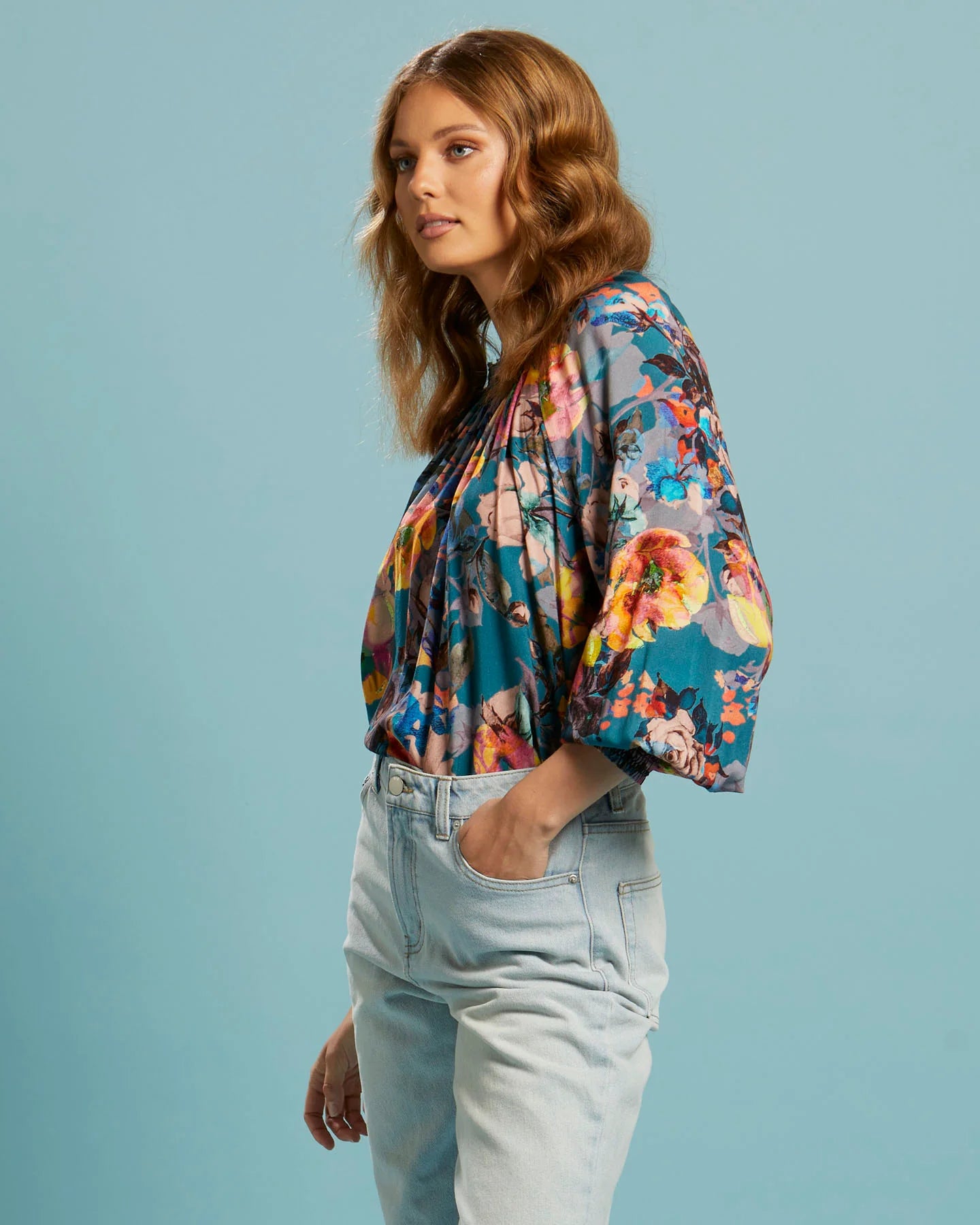 FATE+BECKER PURE SHORES SHIRRED SLEEVE TOP TEAL BOUQUET