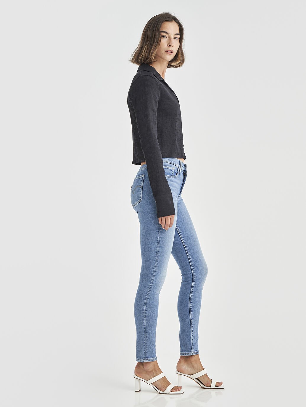 LEVIS 311 SHAPING SKINNY BLUE WAVE LIGHT