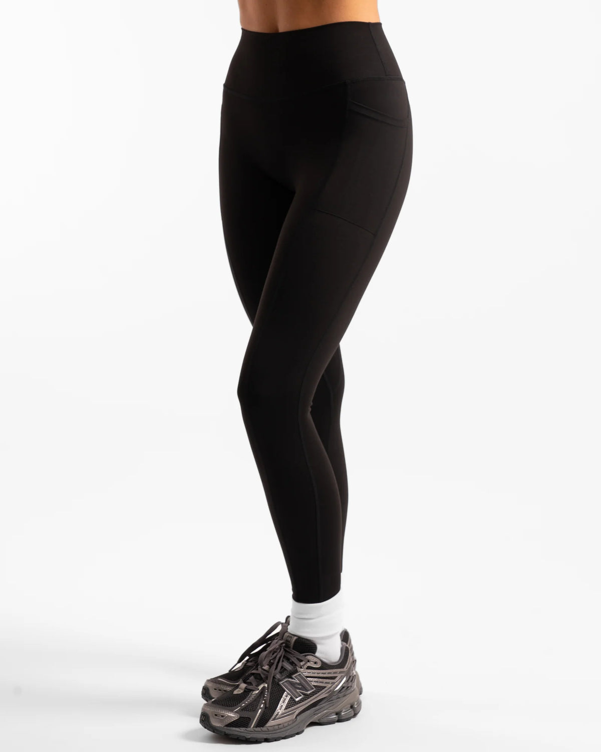 Active Basics Not Your Basic Pocket Legging Invisible Scrunch | Onyx