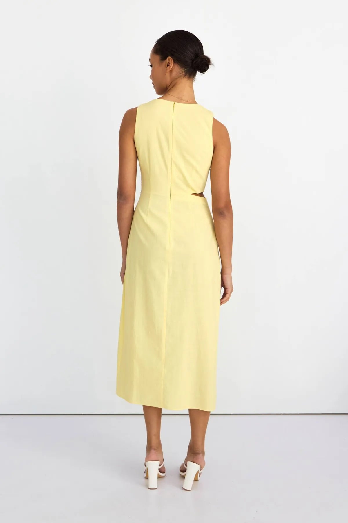 SLIDE SHOW LOLA HIGH NECK MIDI DRESS YELLOW