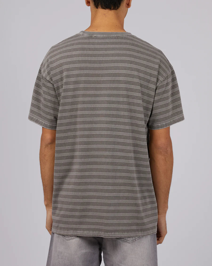 SILENT THEORY OVERDYED STRIPE TEE BLACK