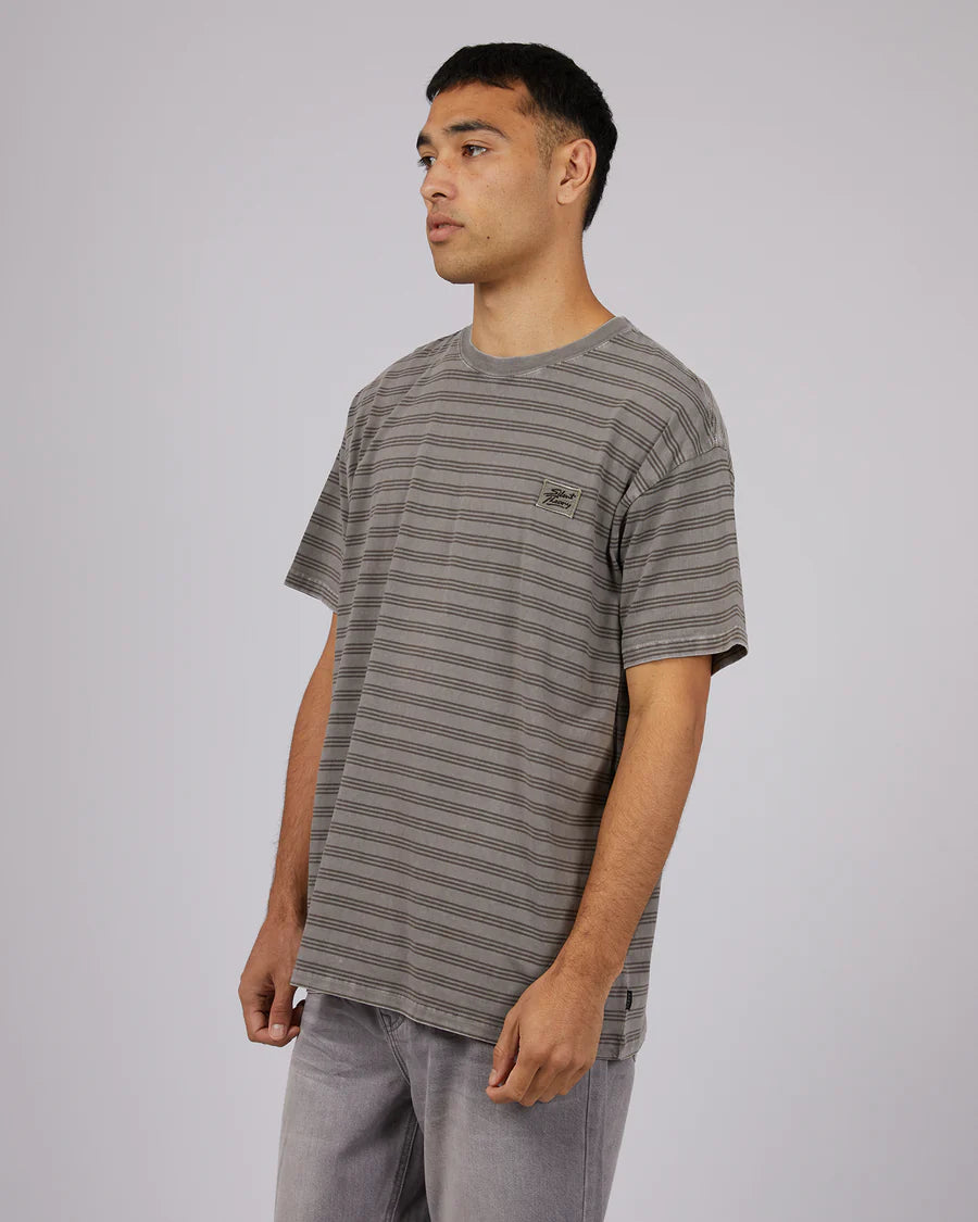 SILENT THEORY OVERDYED STRIPE TEE BLACK