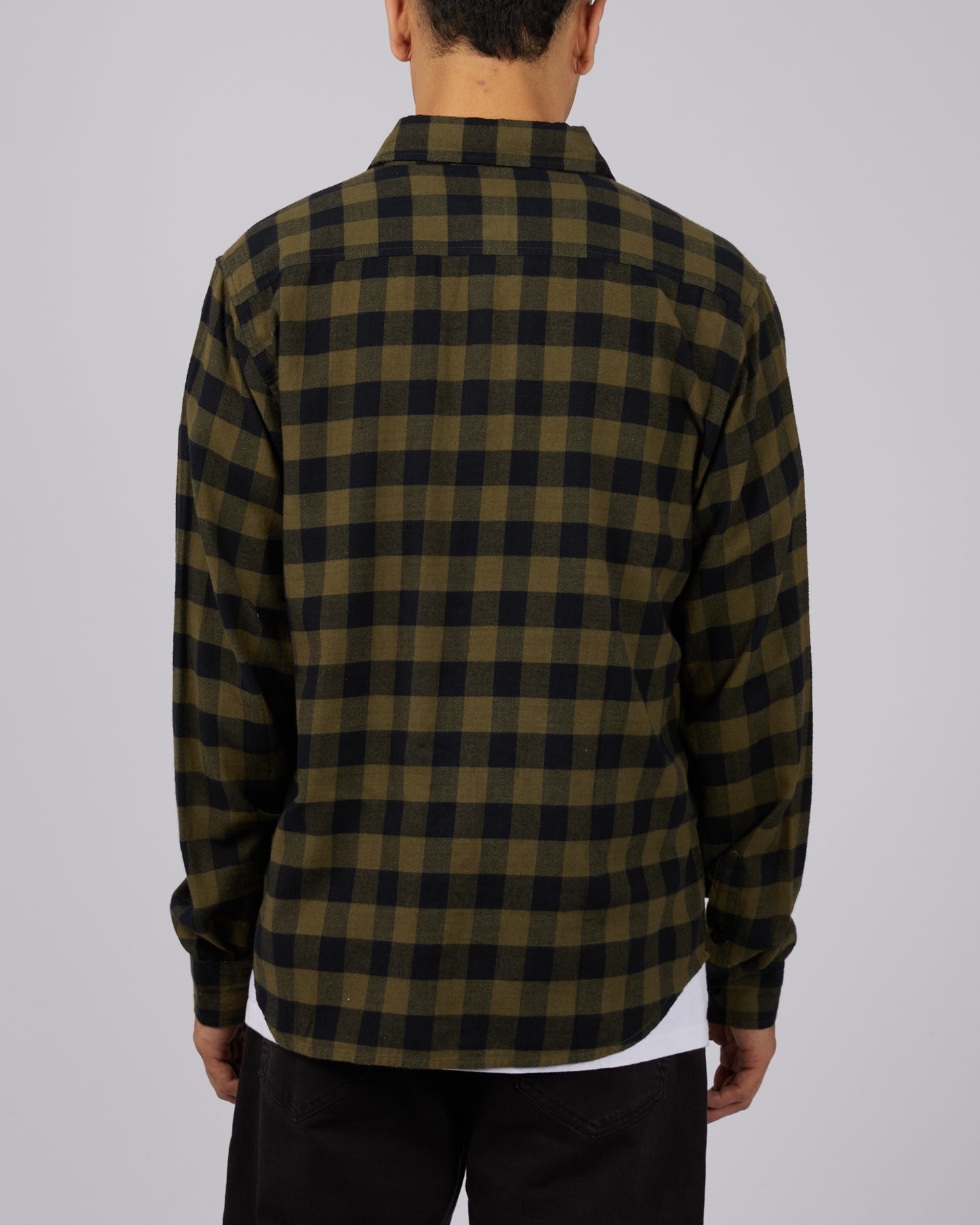 SILENT THEORY BOULDER CHECK SHIRT KHAKI