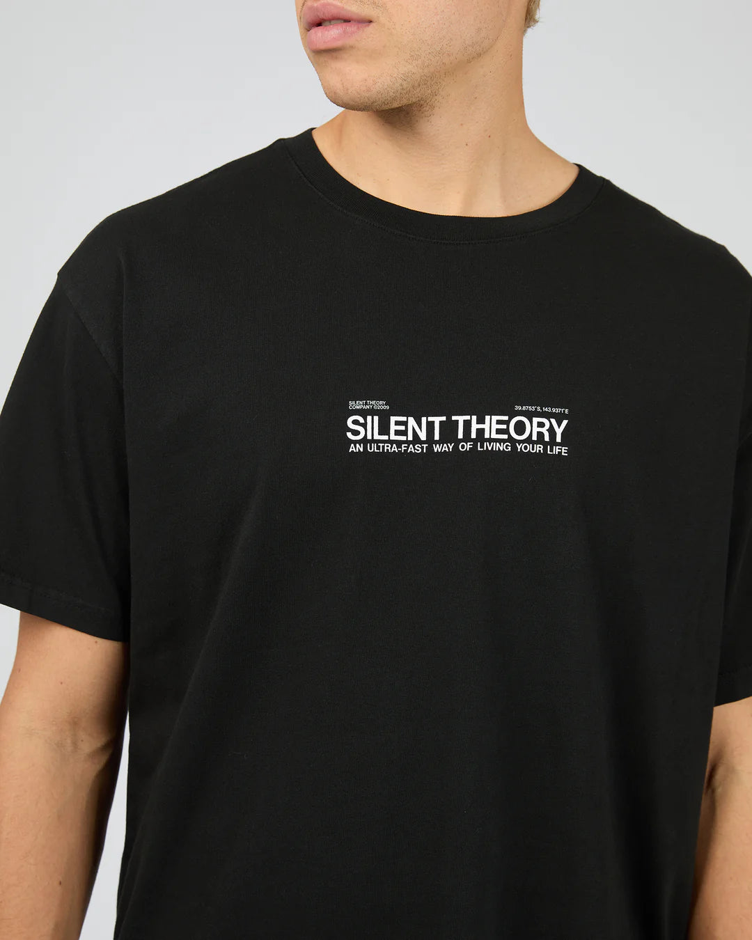 Silent Theory Tuscan Scoop Tee | Washed Black