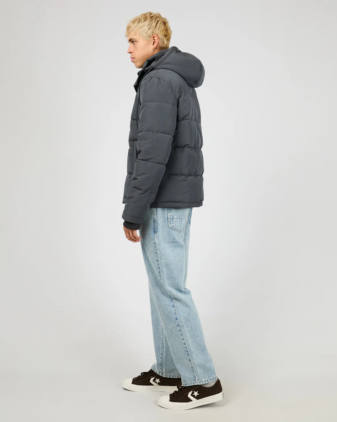 Silent Theory Movement Puffer Jacket | Charcoal