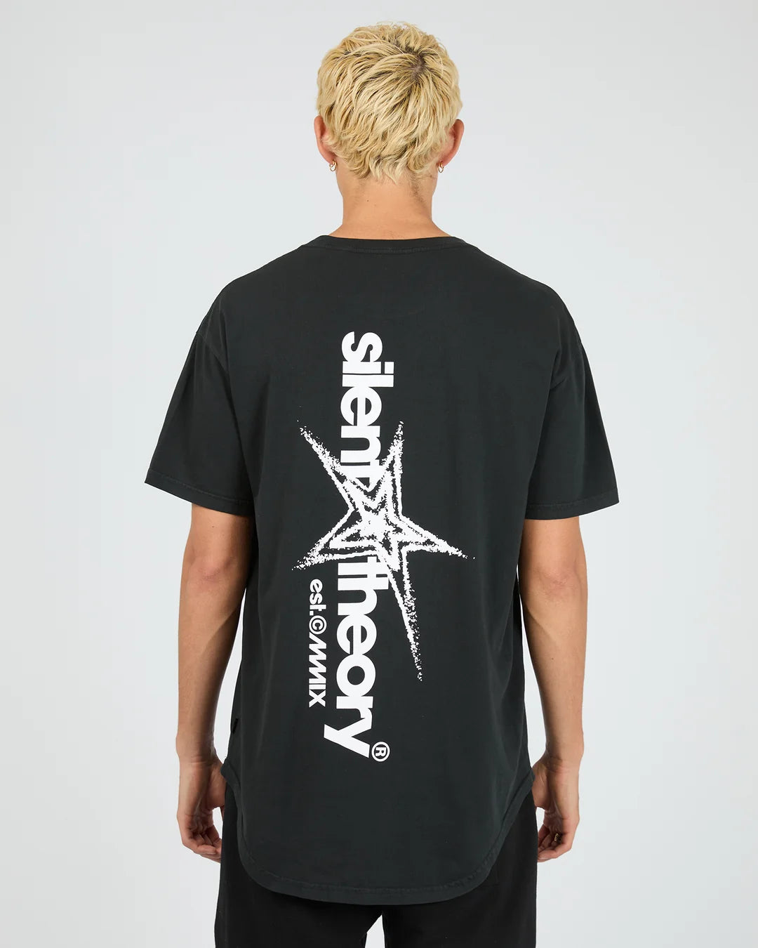 Silent Theory Chaos Scoop Tee | Washed Black