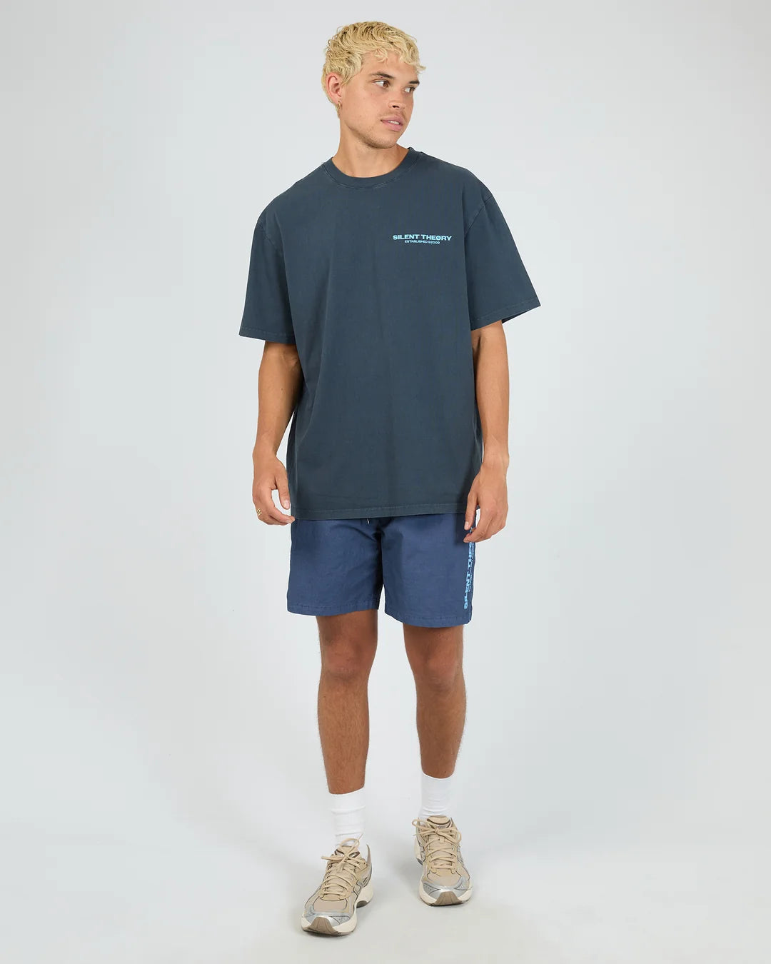 Silent Theory Essential Tee | Ink