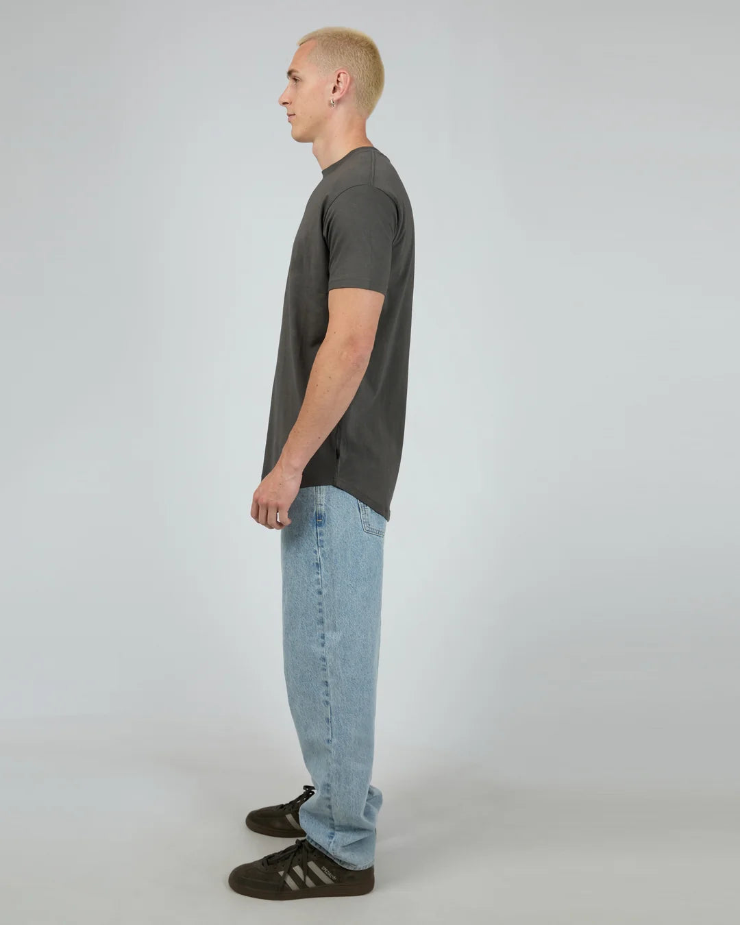 Silent Theory Solid Tail Tee | Coal