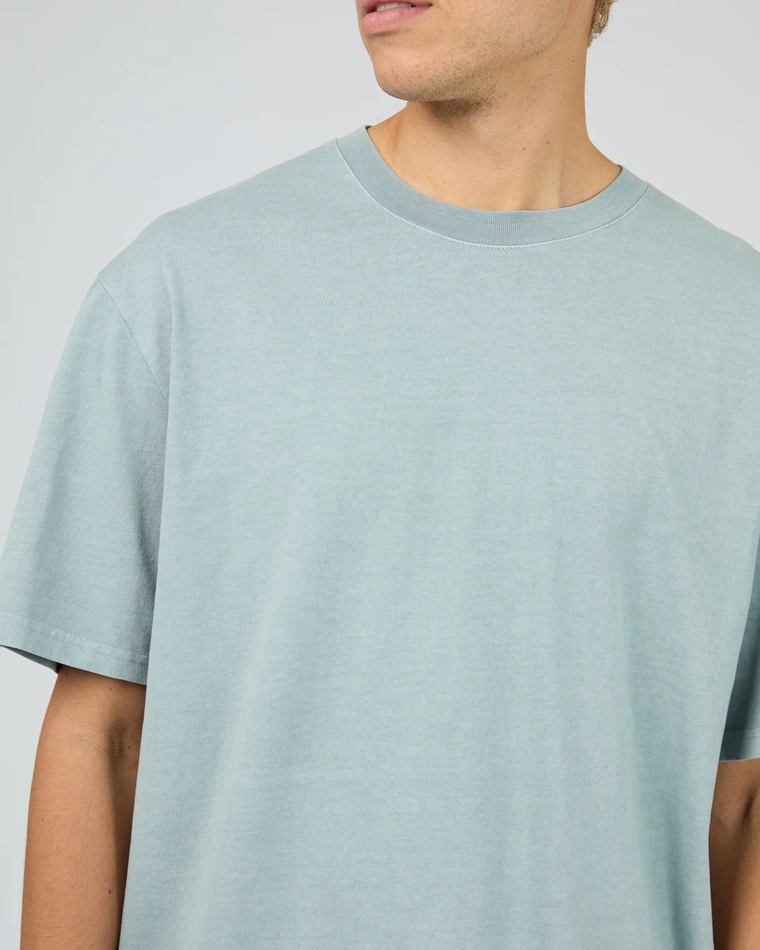 Silent Theory Essential Fit Tee | Surf Spray